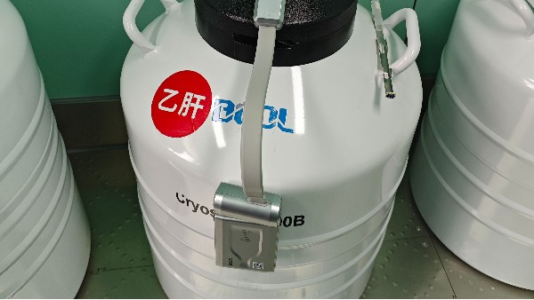 實(shí)驗(yàn)室里是什么可以幫助液氮罐完成“加密”操作的呢？25.6.19