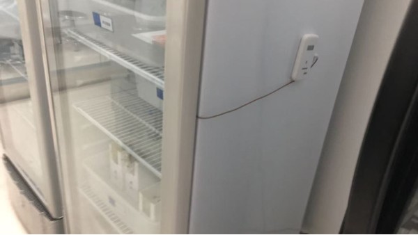 如何通過安裝溫濕度監控設備隨時掌握實驗室樣本情況？25.11.21