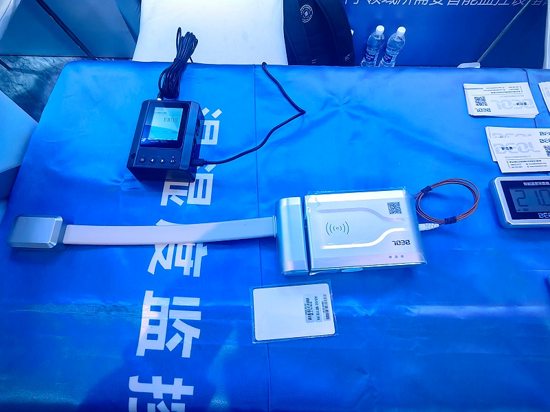 e1b18d69a830131e5f24f54b7b1f57f