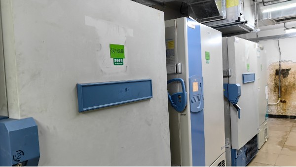 如果樣本儲(chǔ)存柜內(nèi)的溫度出現(xiàn)異常卻未能及時(shí)發(fā)現(xiàn)的話會(huì)有什么不利之處呢?25.8.5